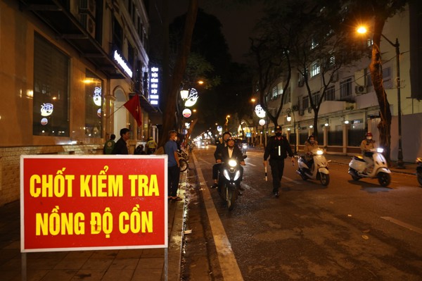 Cấm tuyệt đối nồng độ cồn: 'Phong tục, tập quán không phù hợp thì nên loại bỏ'