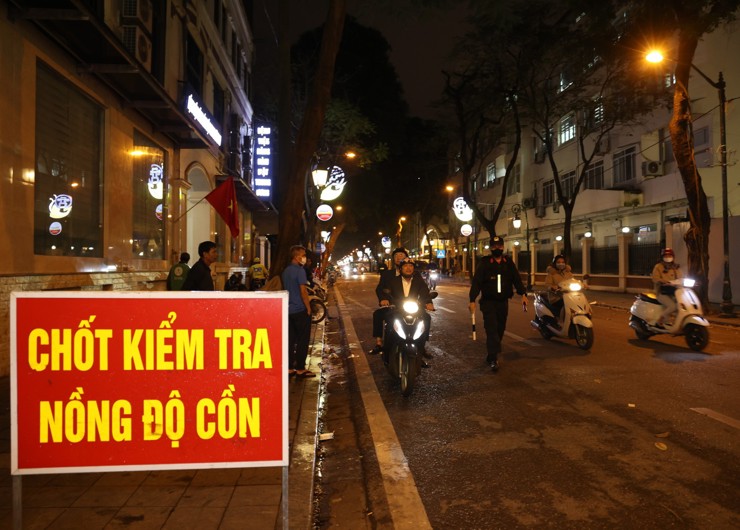 Cấm tuyệt đối nồng độ cồn: 'Phong tục, tập quán không phù hợp thì nên loại bỏ'