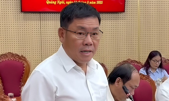 Ông Nguyễn Văn Trọng, Giám đốc Sở Tài chính Quảng Ngãi, phát biểu tại cuộc họp. Ảnh: Phạm Linh