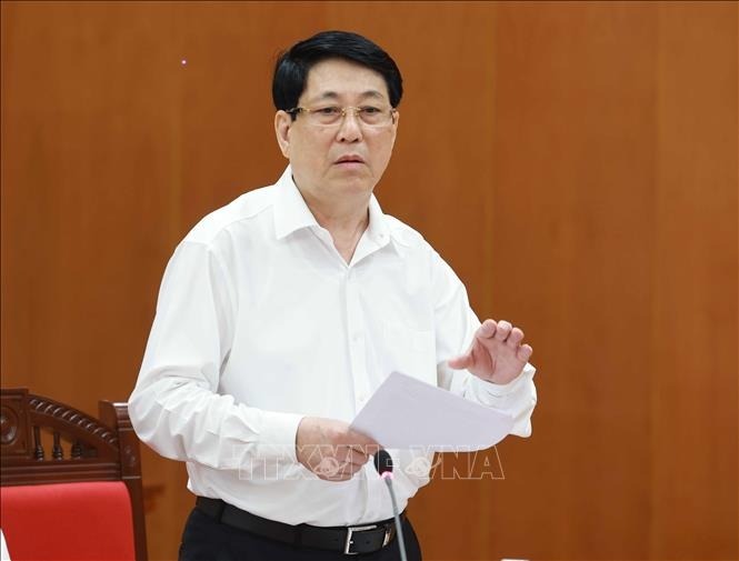 Ủy viên Bộ Chính trị, Chủ tịch nước Lương Cường phát biểu tại phiên họp
