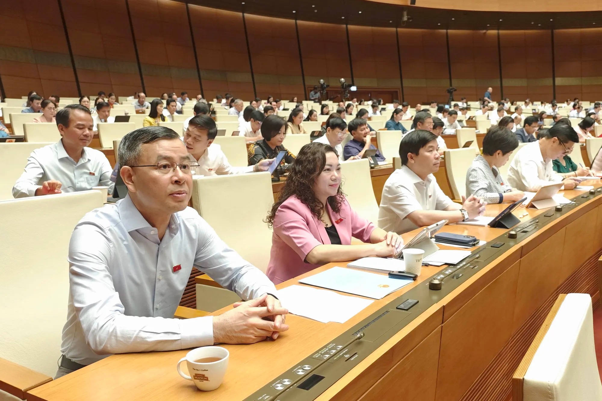 Các đại biểu tham dự Kỳ họp 9, Quốc hội khóa XV. Ảnh: QH